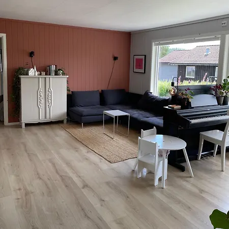 Apartamento Koselig Enebolig Iveland