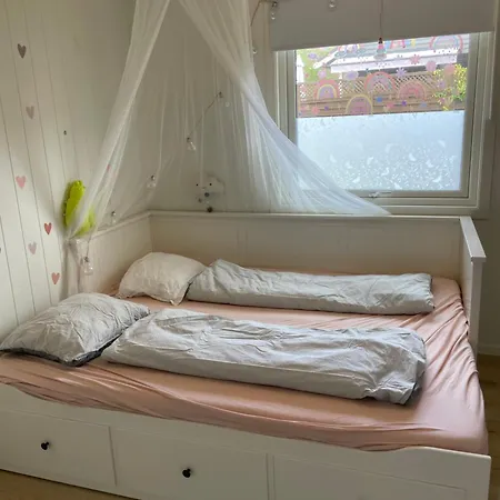 Fult Utstyrt Enebolig, Landlig, Barnevennlig Apartament *