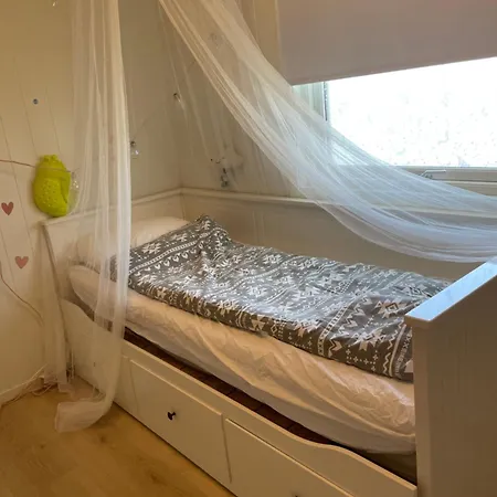 Fult Utstyrt Enebolig, Landlig, Barnevennlig Apartament *